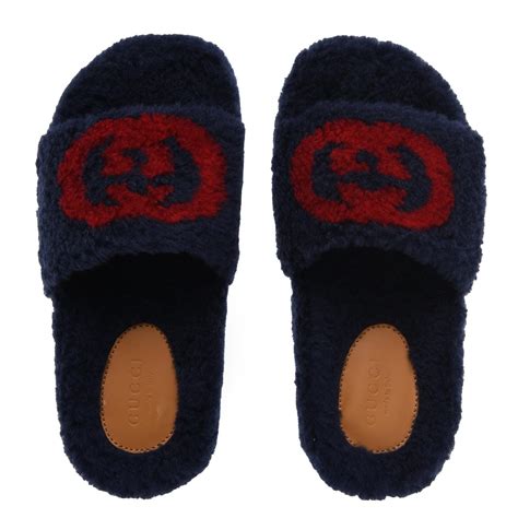 gucci furry slides